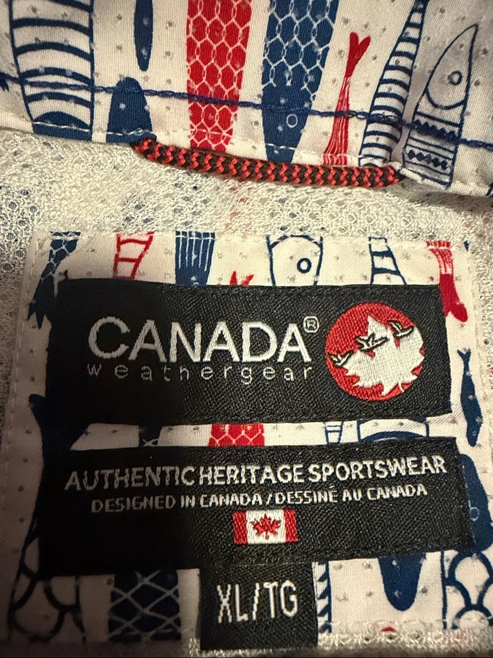 Canada Weather Gear Short-Sleeve Red & Blue Fish Print Men’s Shirt